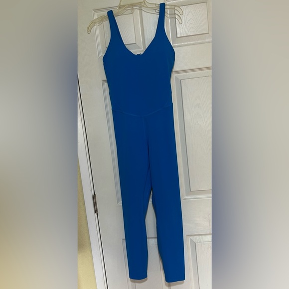 LULULEMON Athletics/ One-Piece Jumpsuit Bodysuit Size 8 Blue - Picture 6 of 8